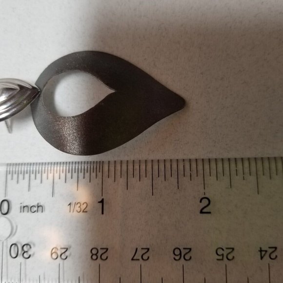 925 Sterling Silver Non Tarnish Unique Teardrop Inverted Pear Post Earrings - Picture 7 of 8